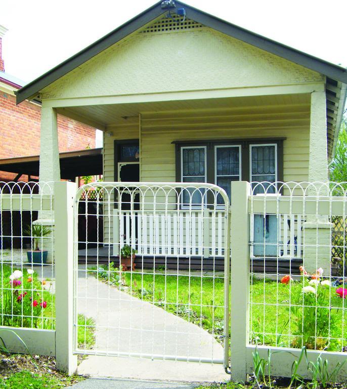 Kookaburra Cottage Castlemaine Exterior foto